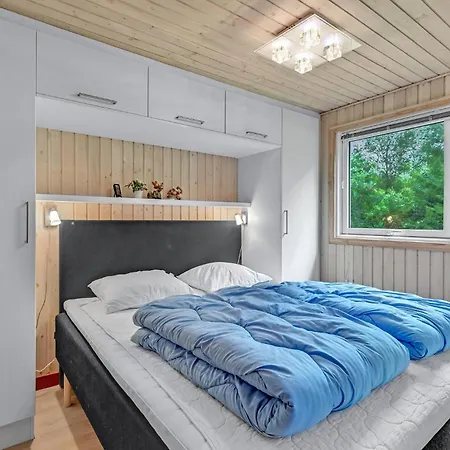 בית נופש 3 Bedroom Cozy In *